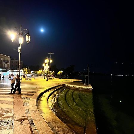 La Casa Di Lazise Apartment Bagian luar foto