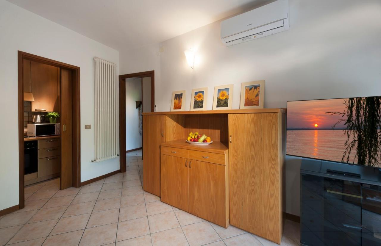 La Casa Di Lazise Apartment Bagian luar foto